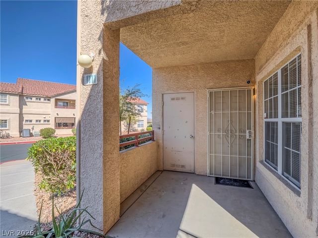 520 Arrowhead Trail 1111, Henderson, NV 89015