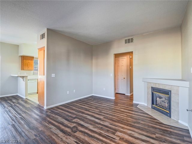 520 Arrowhead Trail 1111, Henderson, NV 89015