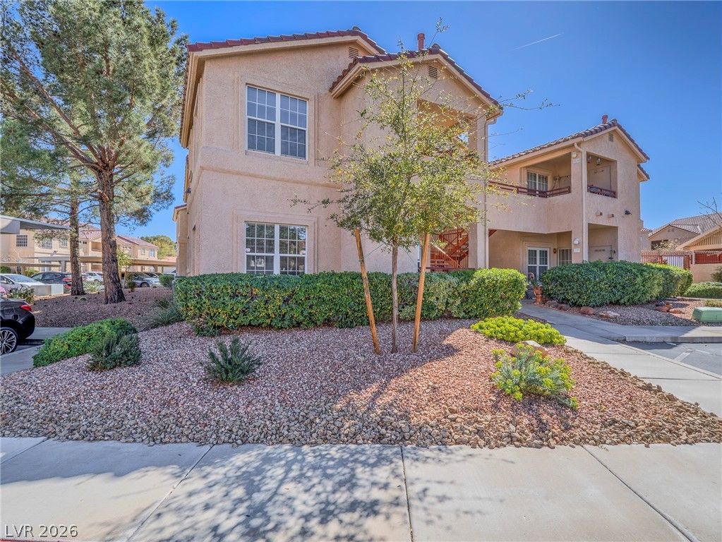 520 Arrowhead Trail 1111, Henderson, NV 89015