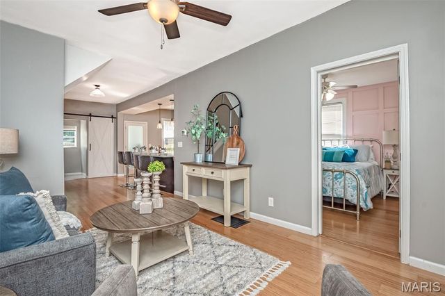 7217 Picadilly Avenue, St Louis, MO 63143