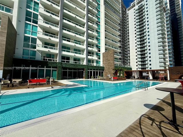 1080 Brickell Ave 2208, Miami, FL 33131