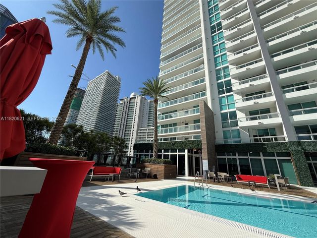 1080 Brickell Ave 2208, Miami, FL 33131