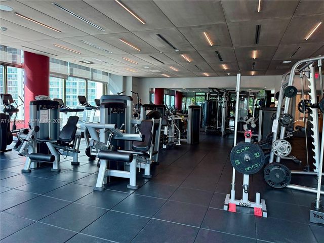 1080 Brickell Ave 2208, Miami, FL 33131