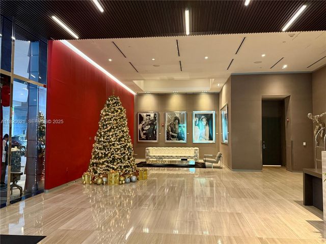 1080 Brickell Ave 2208, Miami, FL 33131