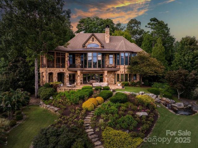 15 Water View Court, Travelers Rest, SC 29690