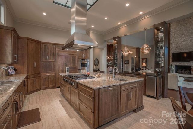 15 Water View Court, Travelers Rest, SC 29690