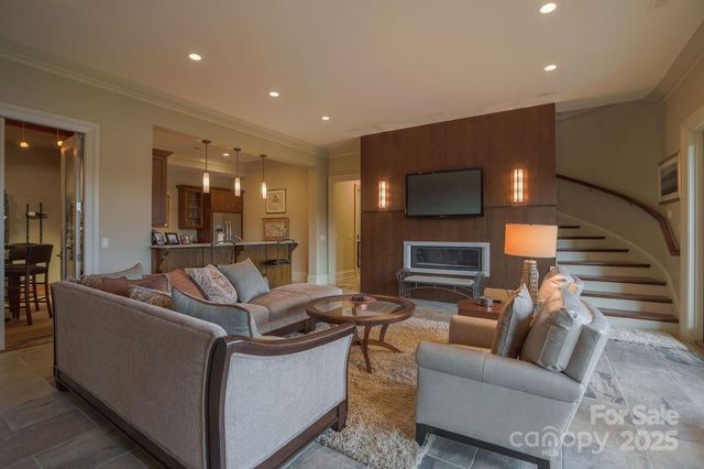 15 Water View Court, Travelers Rest, SC 29690