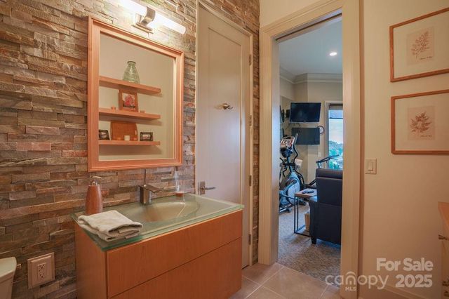 15 Water View Court, Travelers Rest, SC 29690