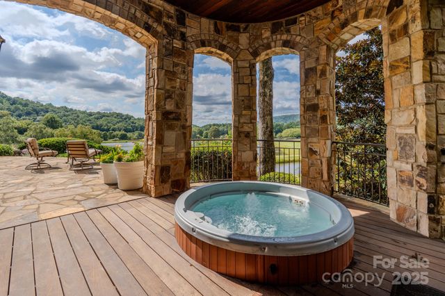 15 Water View Court, Travelers Rest, SC 29690