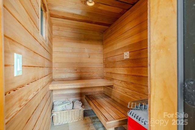15 Water View Court, Travelers Rest, SC 29690