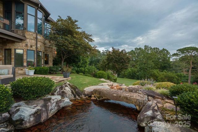 15 Water View Court, Travelers Rest, SC 29690