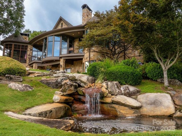 15 Water View Court, Travelers Rest, SC 29690