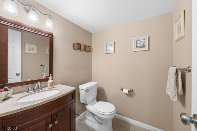 510 Auten Road 2A, Hillsborough Twp., NJ 08844