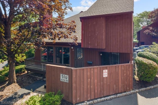 510 Auten Road 2A, Hillsborough Twp., NJ 08844