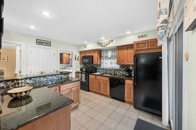 510 Auten Road 2A, Hillsborough Twp., NJ 08844