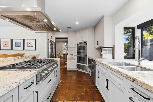 4614 Shetland Lane, Houston, TX 77027