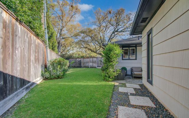 4614 Shetland Lane, Houston, TX 77027