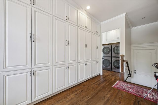 7818 Bellewood Drive, Houston, TX 77055