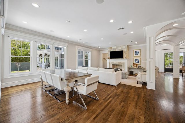 7818 Bellewood Drive, Houston, TX 77055