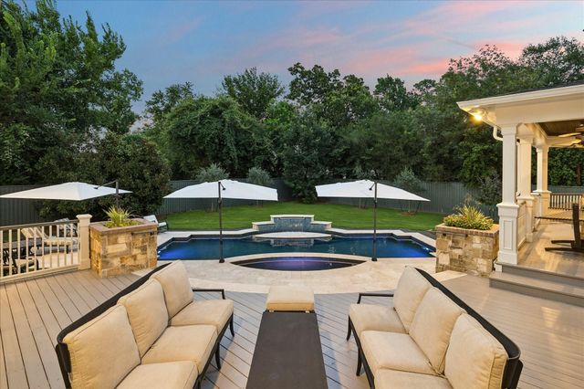7818 Bellewood Drive, Houston, TX 77055