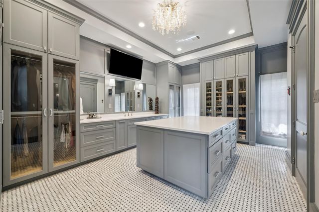 7818 Bellewood Drive, Houston, TX 77055