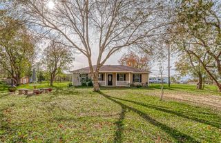 1512 Bayou Drive, Bay City, TX 77414