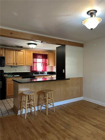 5360 Spring Valley DRIVE, Whitehall, PA 15236