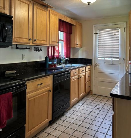 5360 Spring Valley DRIVE, Whitehall, PA 15236