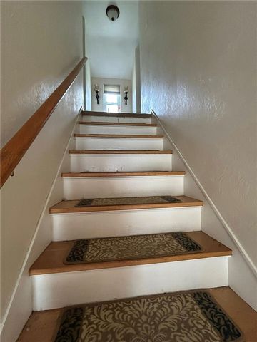 5360 Spring Valley DRIVE, Whitehall, PA 15236