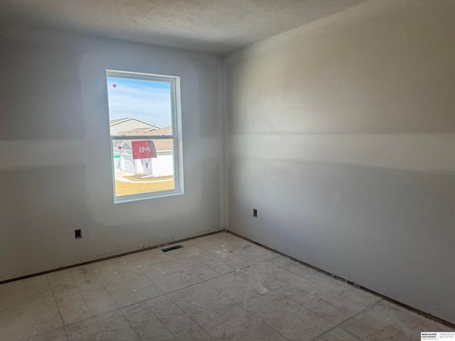 4747 E 21st Street, Fremont, NE 68025