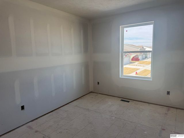 4747 E 21st Street, Fremont, NE 68025