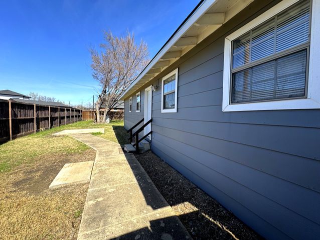 4515 S Horseshoe Trail, The Colony, TX 75056