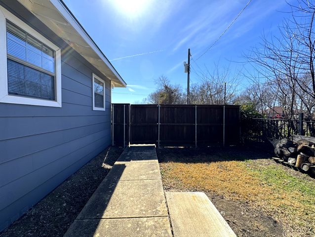 4515 S Horseshoe Trail, The Colony, TX 75056