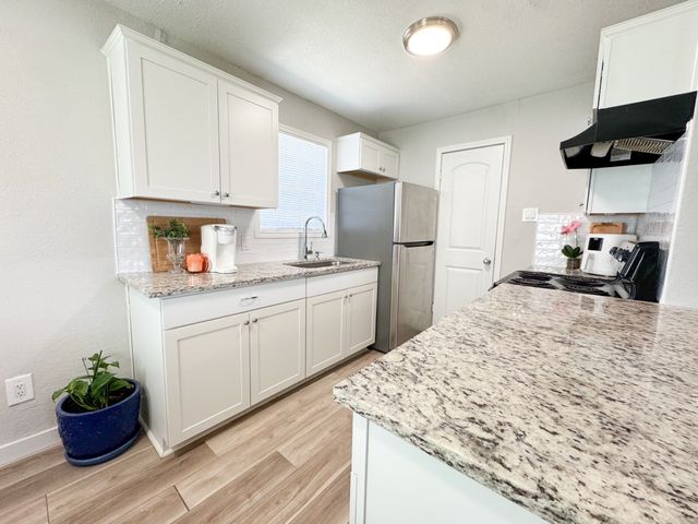 4515 S Horseshoe Trail, The Colony, TX 75056