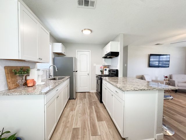 4515 S Horseshoe Trail, The Colony, TX 75056