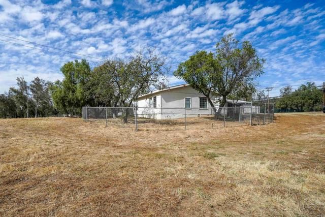 354 Magnolia Avenue, Ramona, CA 92065