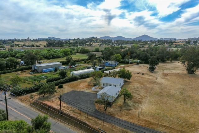 354 Magnolia Avenue, Ramona, CA 92065