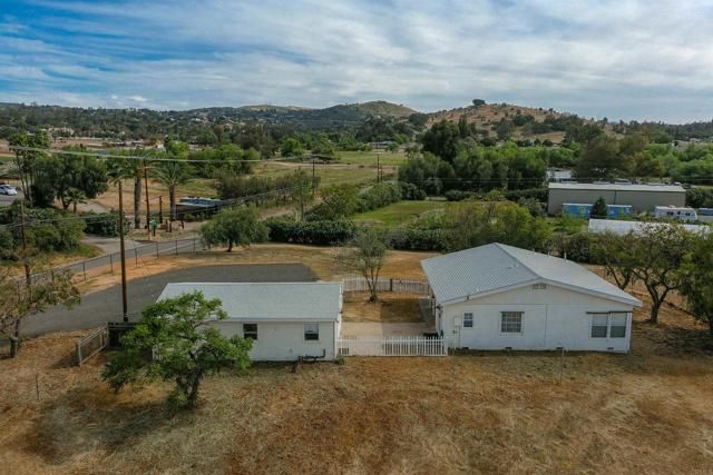 354 Magnolia Avenue, Ramona, CA 92065