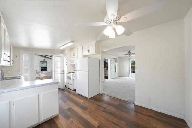 354 Magnolia Avenue, Ramona, CA 92065