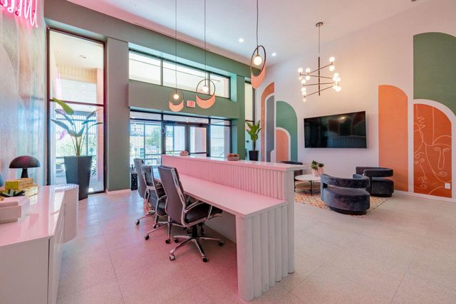 9220 N Interstate 35, Austin, TX 78753