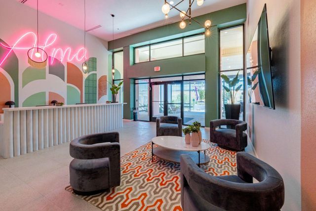 9220 N Interstate 35, Austin, TX 78753