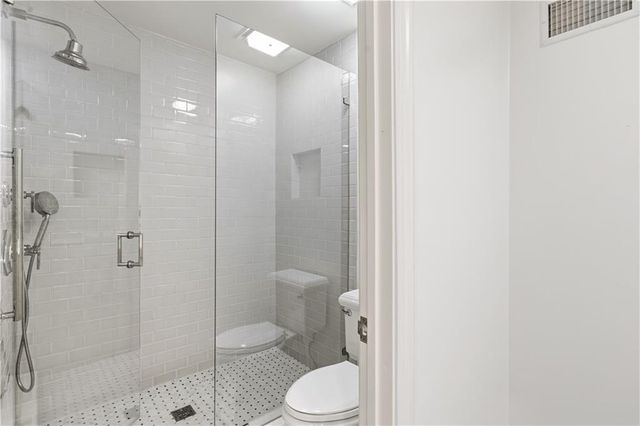 10 Mooregate Square 10, Atlanta, GA 30327