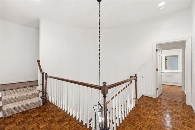 10 Mooregate Square 10, Atlanta, GA 30327