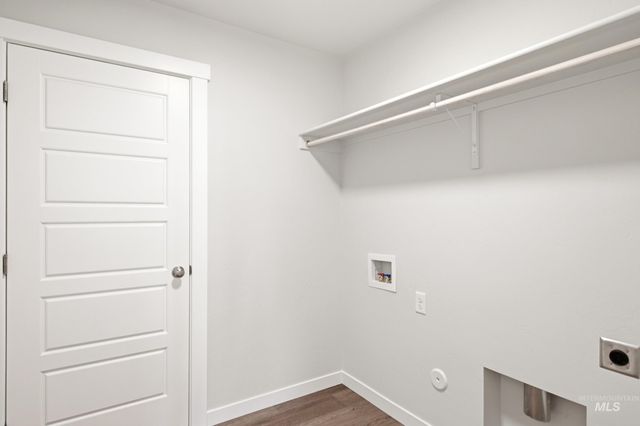 5326 E Phelps Lake Dr, Nampa, ID 83687