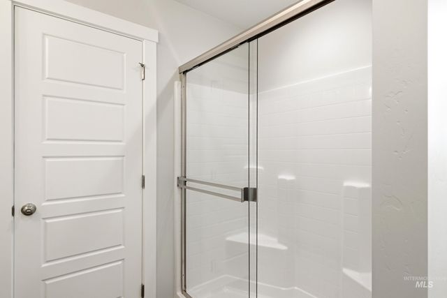 5326 E Phelps Lake Dr, Nampa, ID 83687