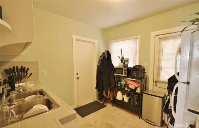 115 S Chester Avenue, Pasadena, CA 91106