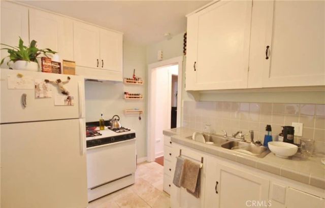 115 S Chester Avenue, Pasadena, CA 91106