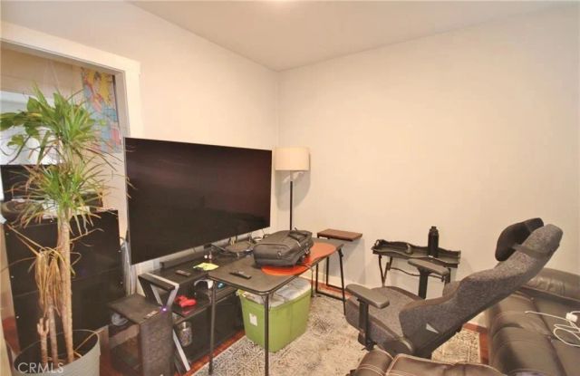 115 S Chester Avenue, Pasadena, CA 91106