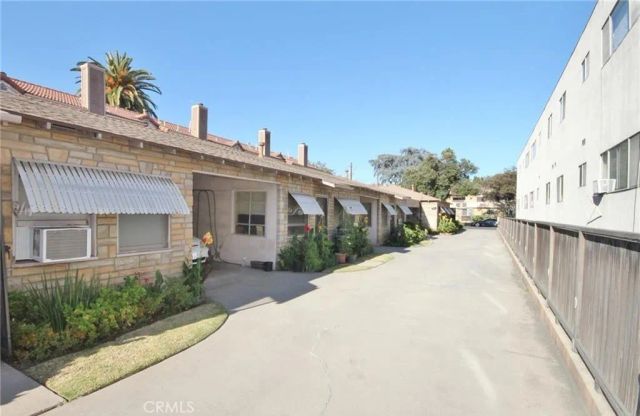 115 S Chester Avenue, Pasadena, CA 91106