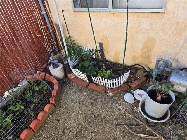 887 Carlotta Court, Redlands, CA 92374